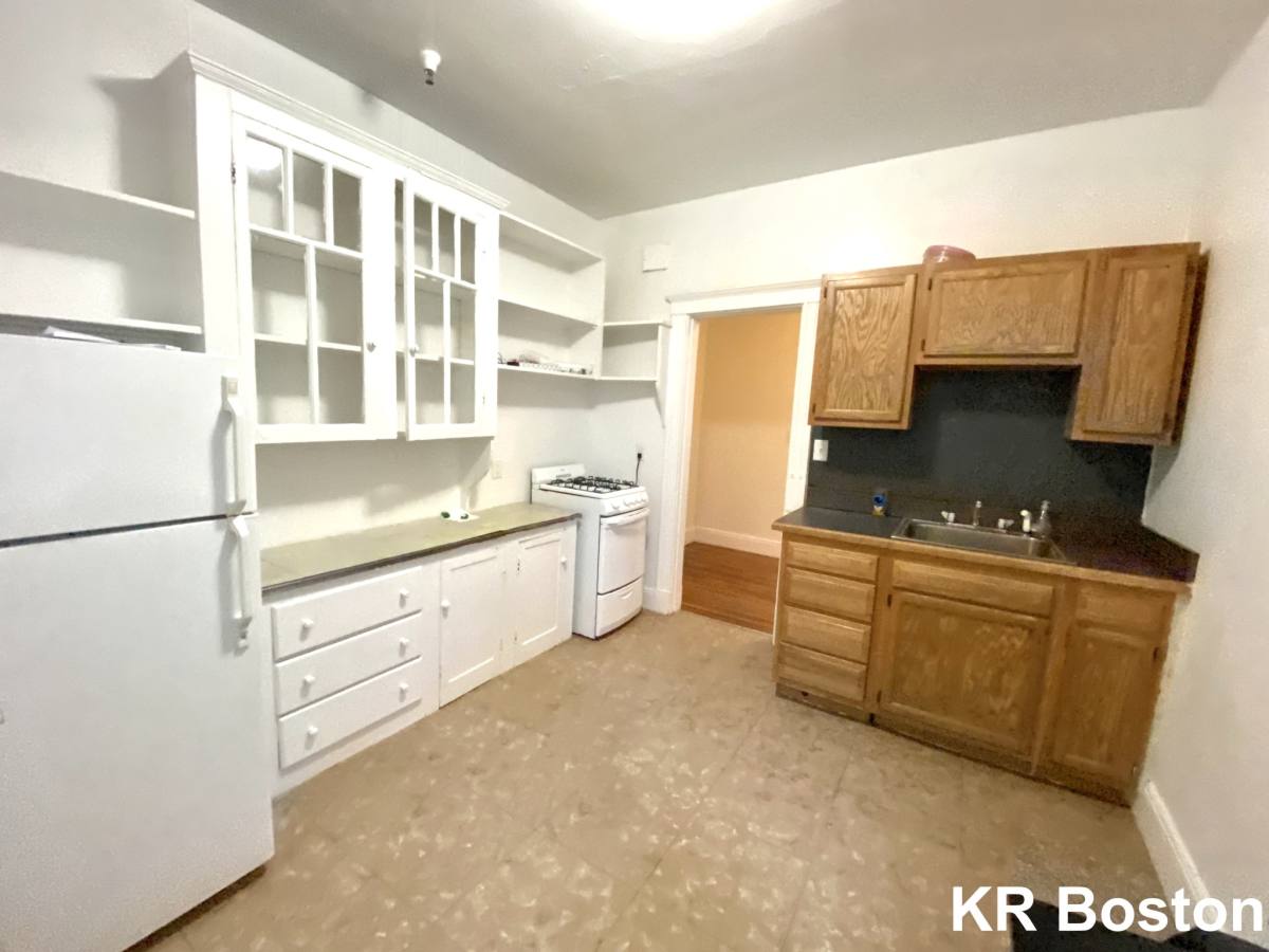 Apartment for rent at 1820 Commonwealth Ave #26, Brighton, MA 02135