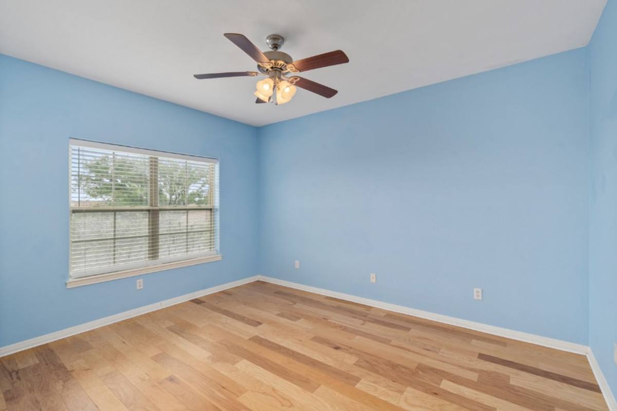 Apartment for rent at 6810 Deatonhill Dr, Austin, TX 78745