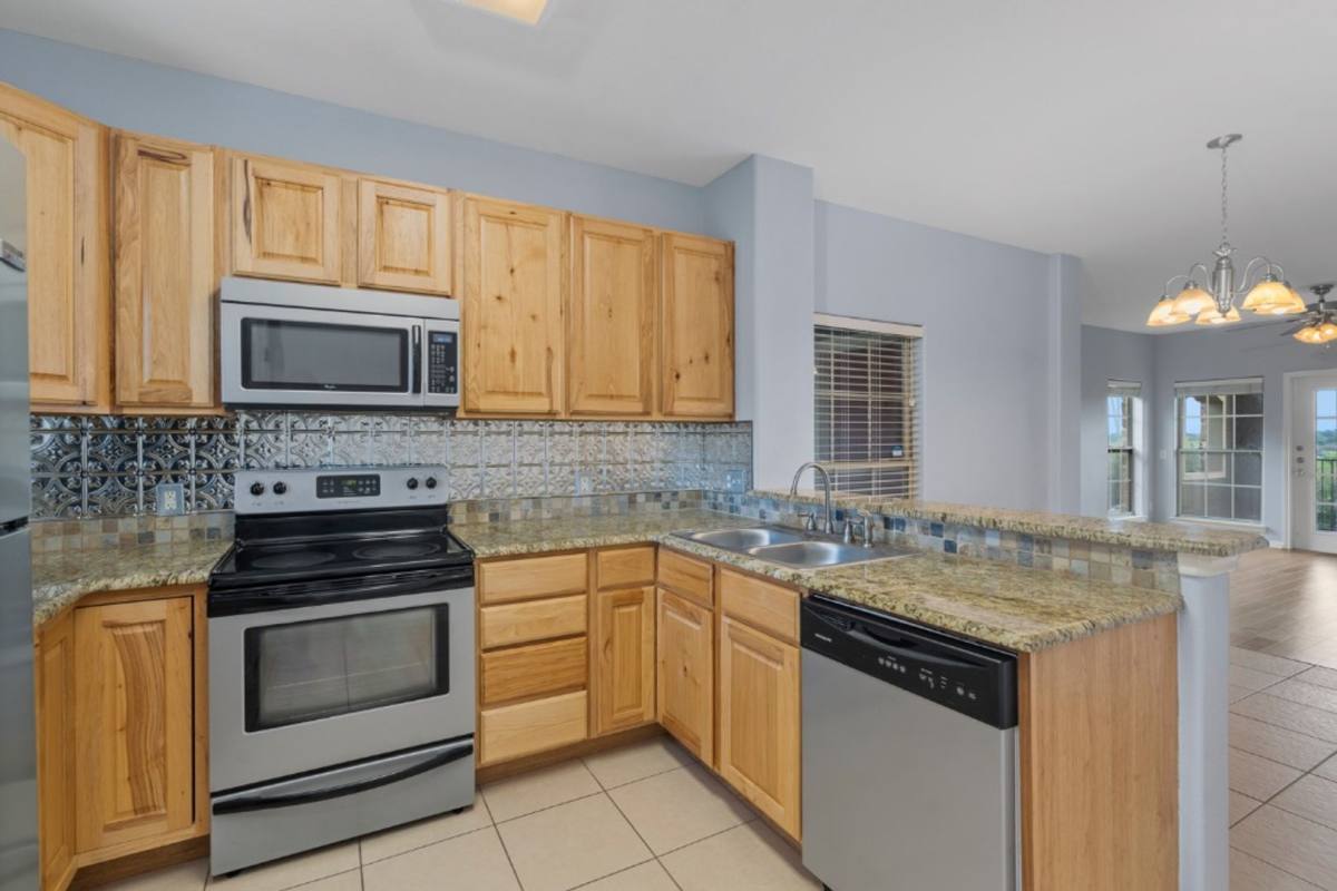Apartment for rent at 6810 Deatonhill Dr, Austin, TX 78745
