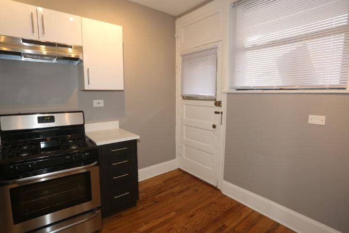 Apartment for rent at 622 Stratford #N5, Chicago, IL 60657