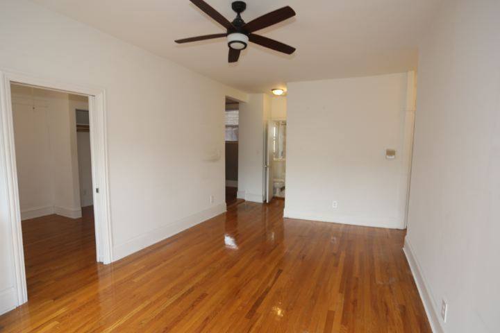 Apartment for rent at 622 Stratford #N5, Chicago, IL 60657