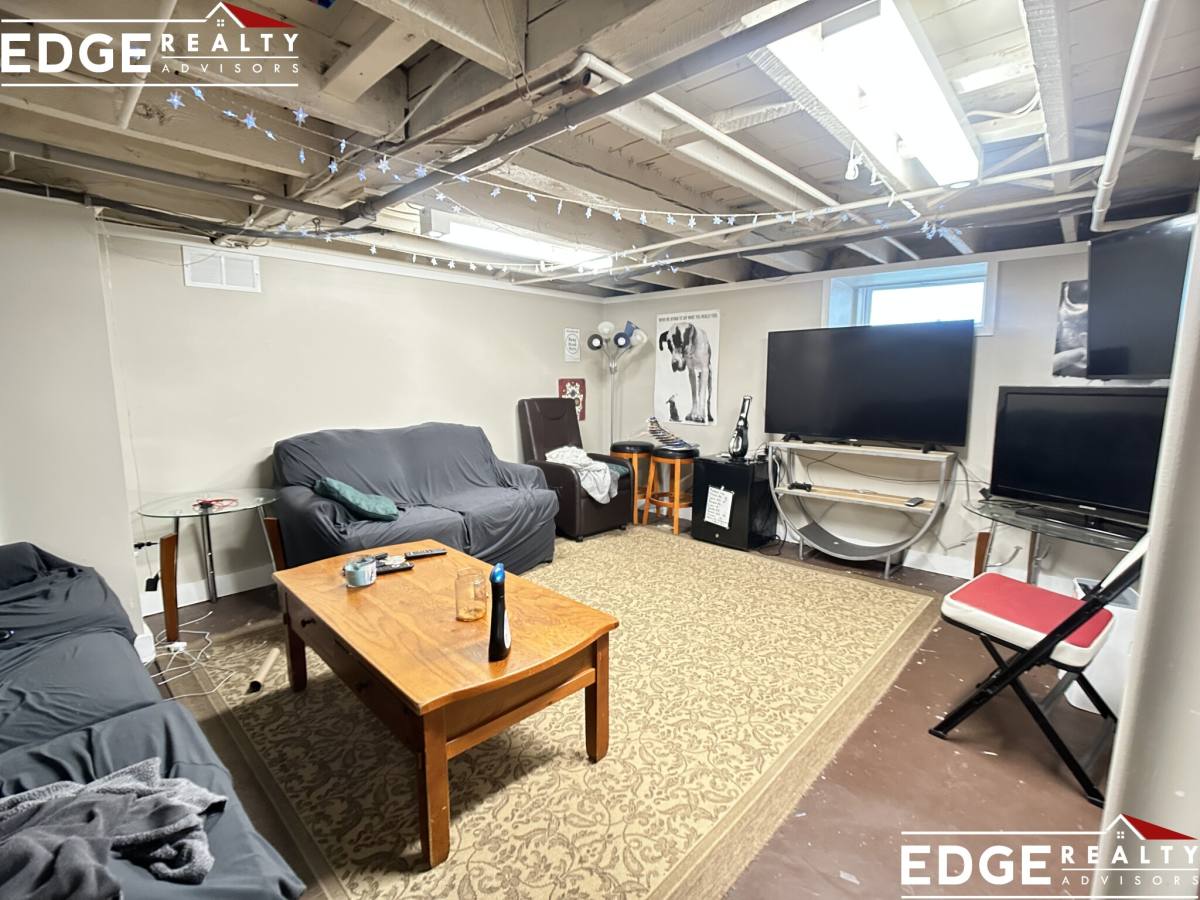 Apartment for rent at 47 Francis St, Waltham, MA 02451