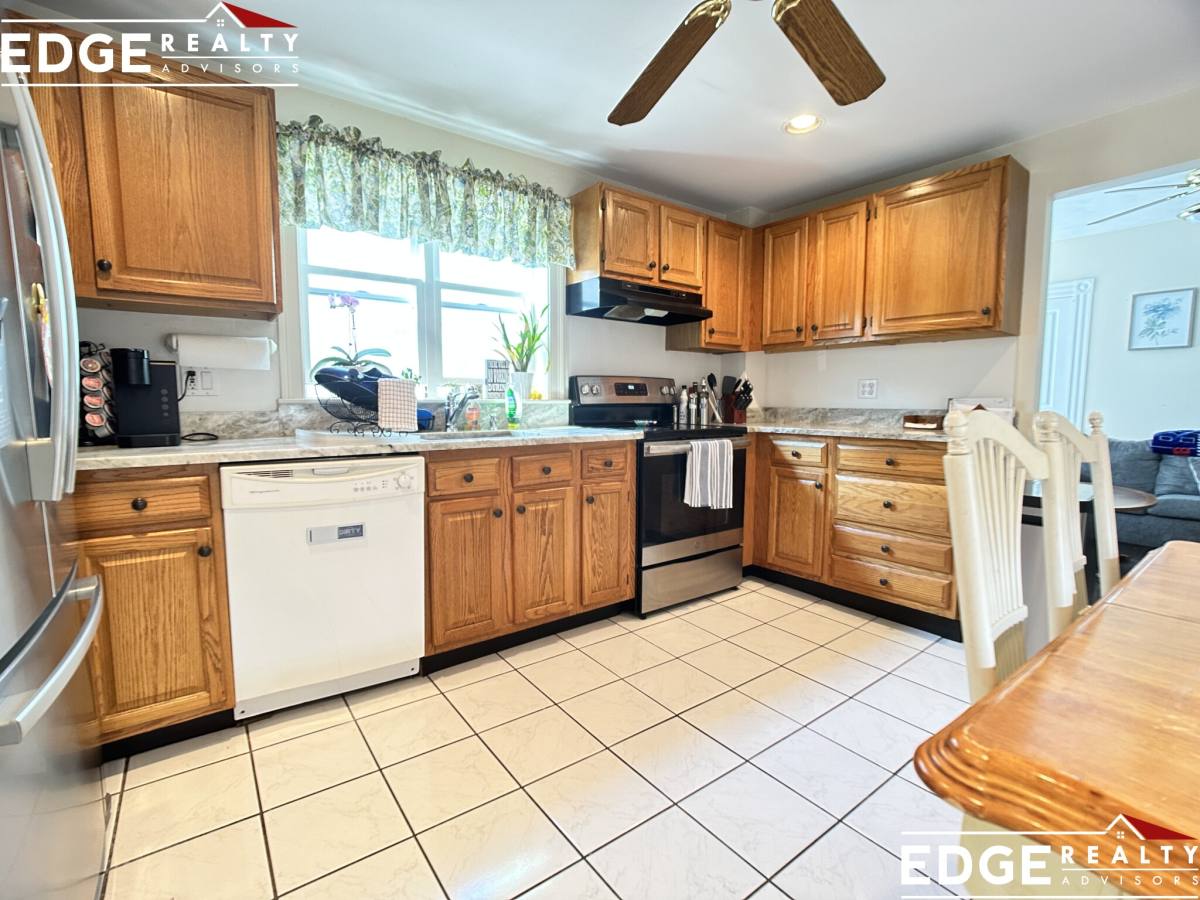 Apartment for rent at 47 Francis St, Waltham, MA 02451