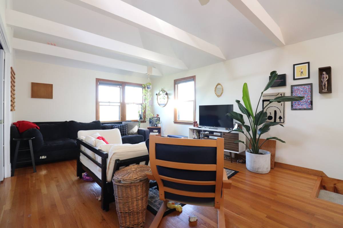 Apartment for rent at 40 Atherton Rd #2, Brookline, MA 02446
