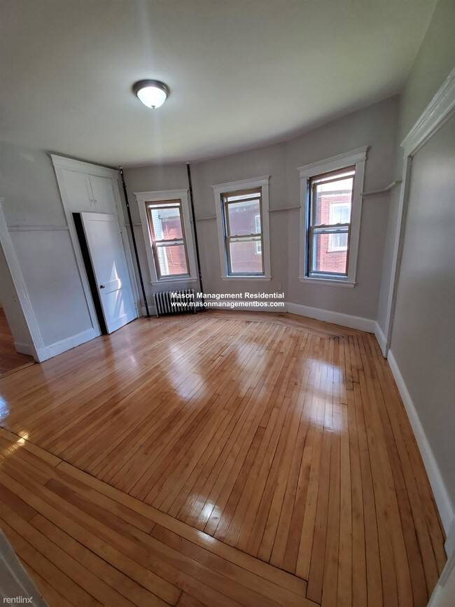 House for rent at 19 Arden St #1, Allston, MA 02134