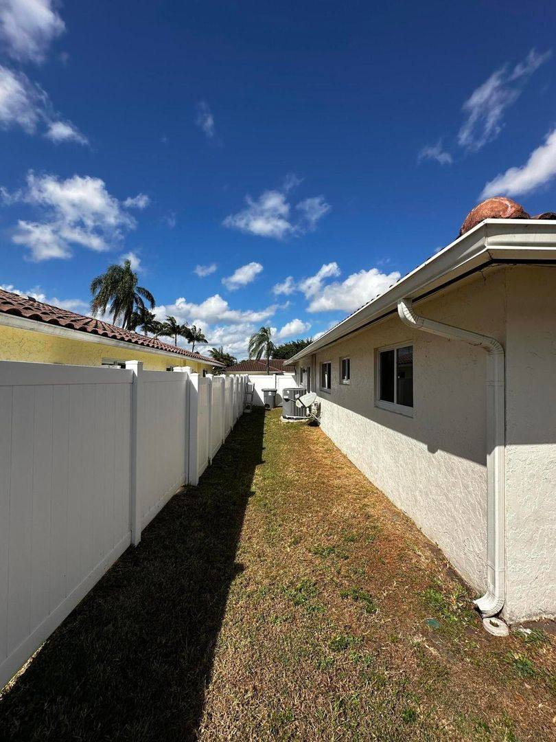 House for rent at 6860 Calle Del Paz S, Boca Raton, FL 33433