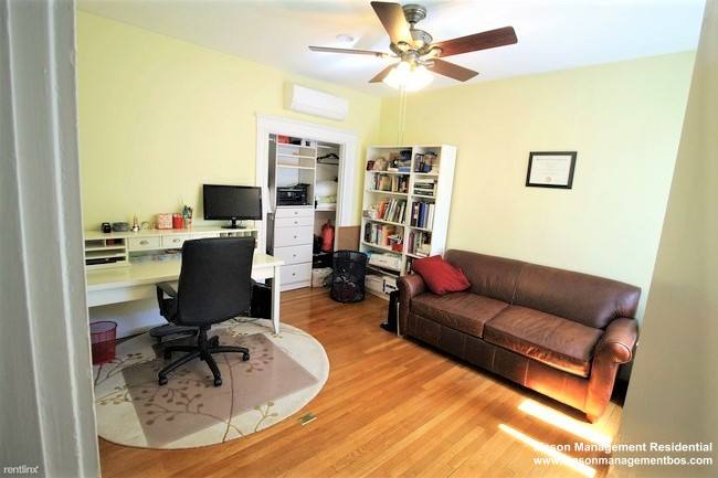 Apartment for rent at 54 Dwight St #5, Brookline, MA 02446