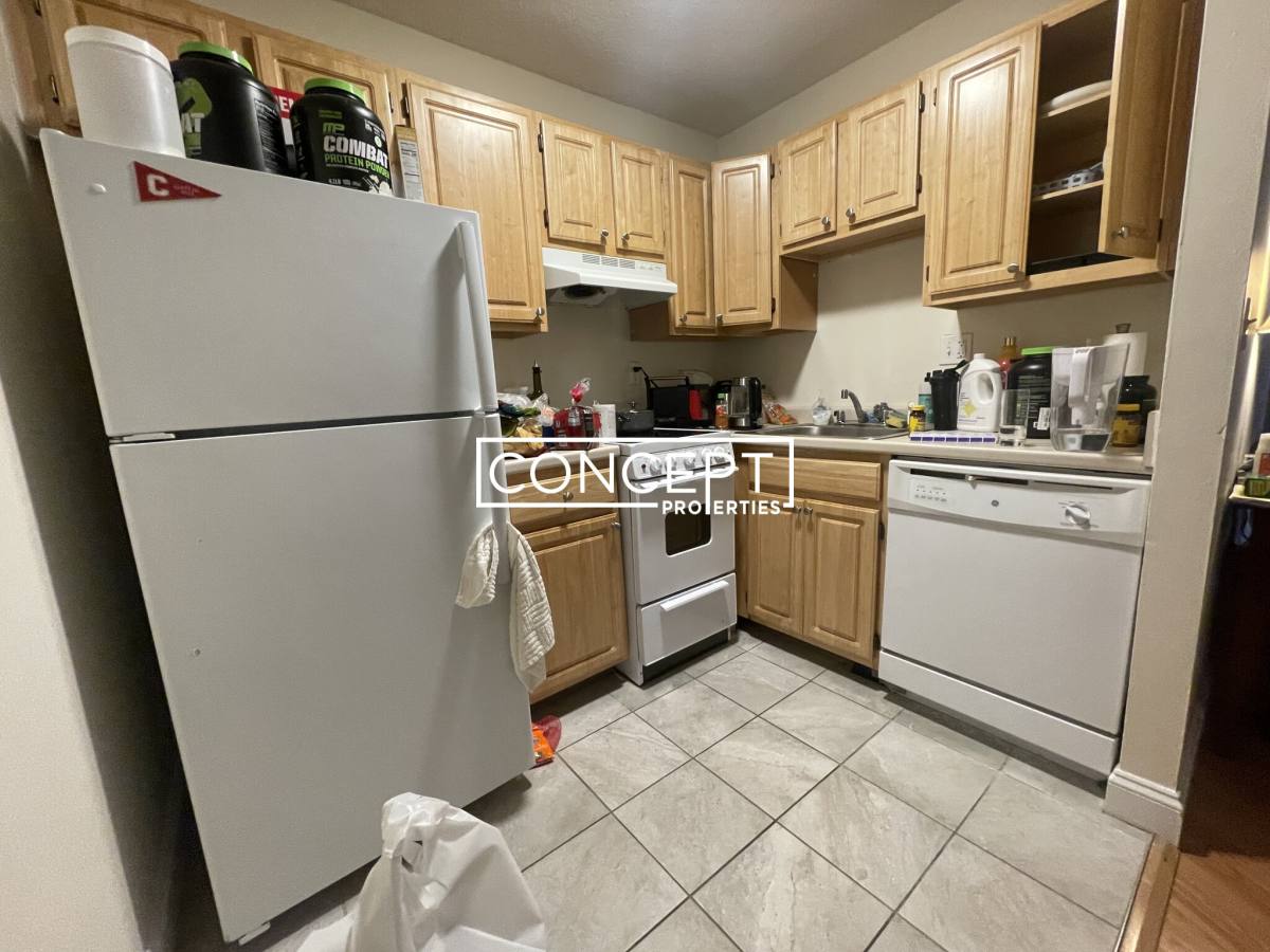 Apartment for rent at 1126 Boylston St #604, Boston, MA 02115