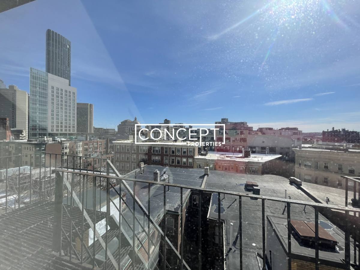 Apartment for rent at 1126 Boylston St #604, Boston, MA 02115