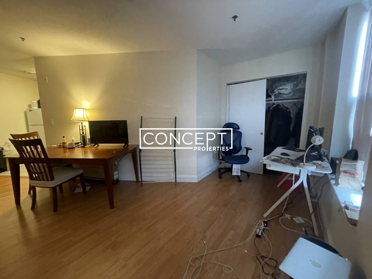 Apartment for rent at 1126 Boylston St #604, Boston, MA 02115