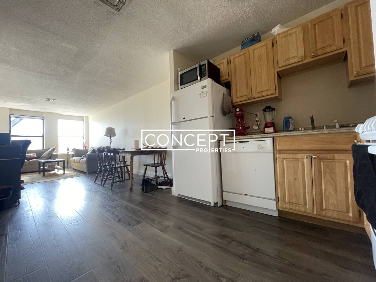 Apartment for rent at 1126 Boylston St #604, Boston, MA 02115