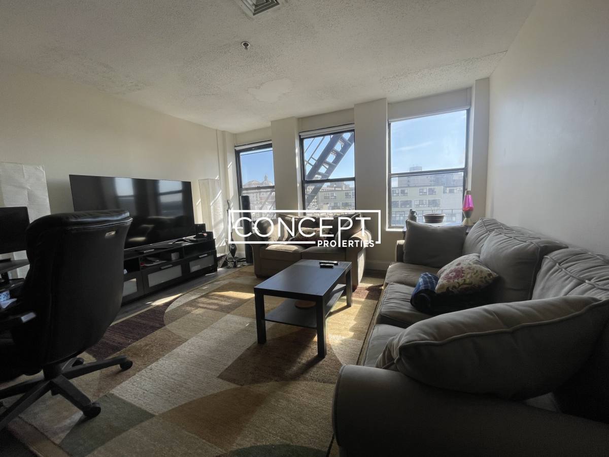 Apartment for rent at 1126 Boylston St #604, Boston, MA 02115