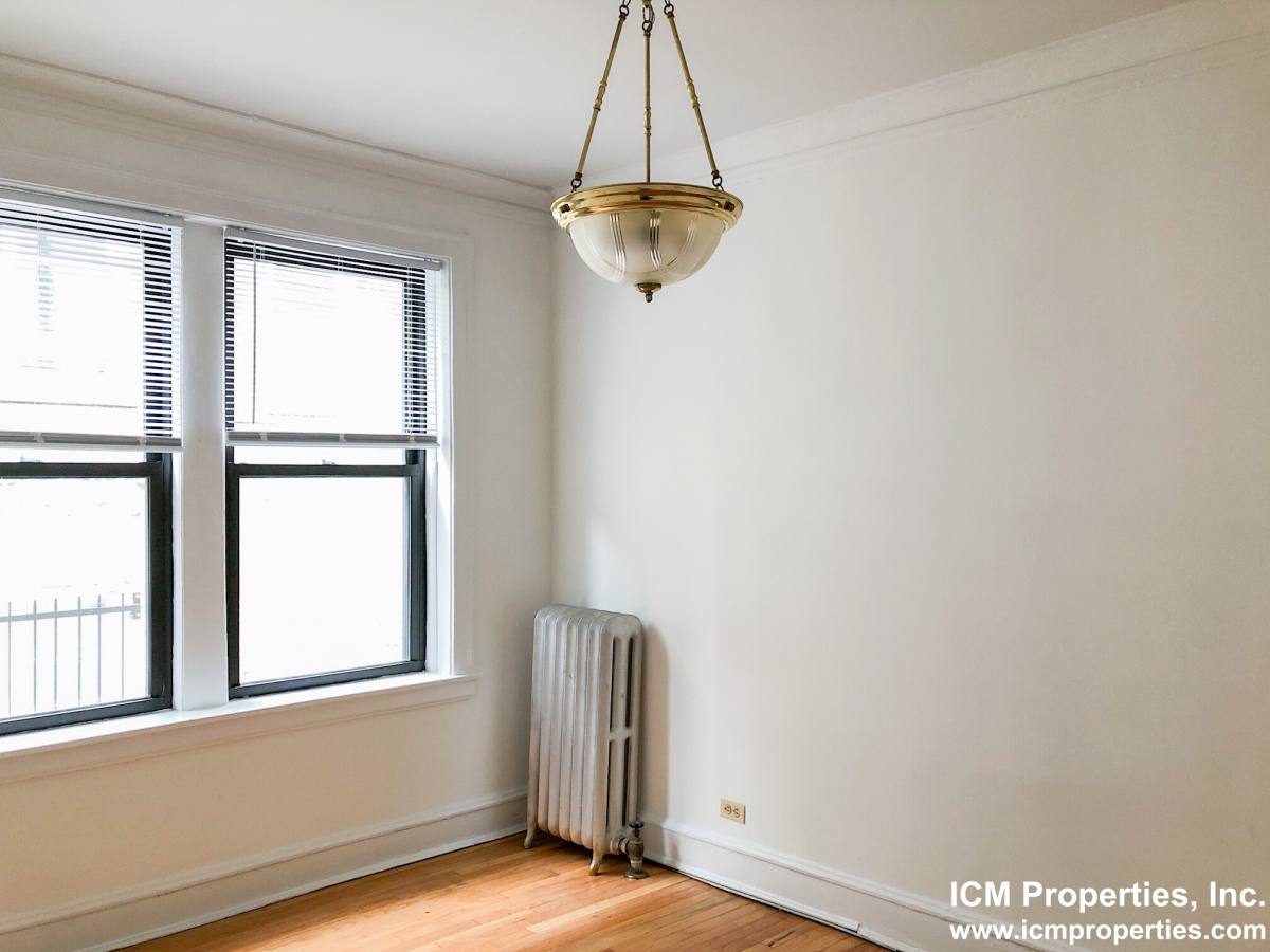 Apartment for rent at 1478 W Byron #1, Chicago, IL 60657