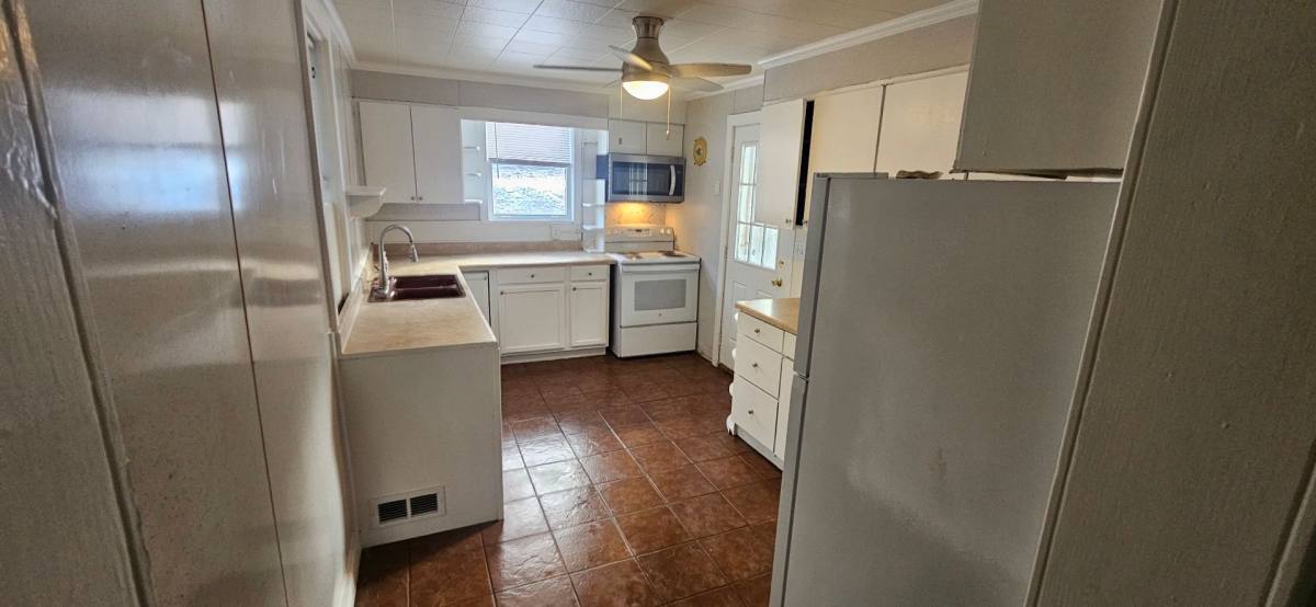 House for rent at 475 Goethe St, Cumberland, MD 21502