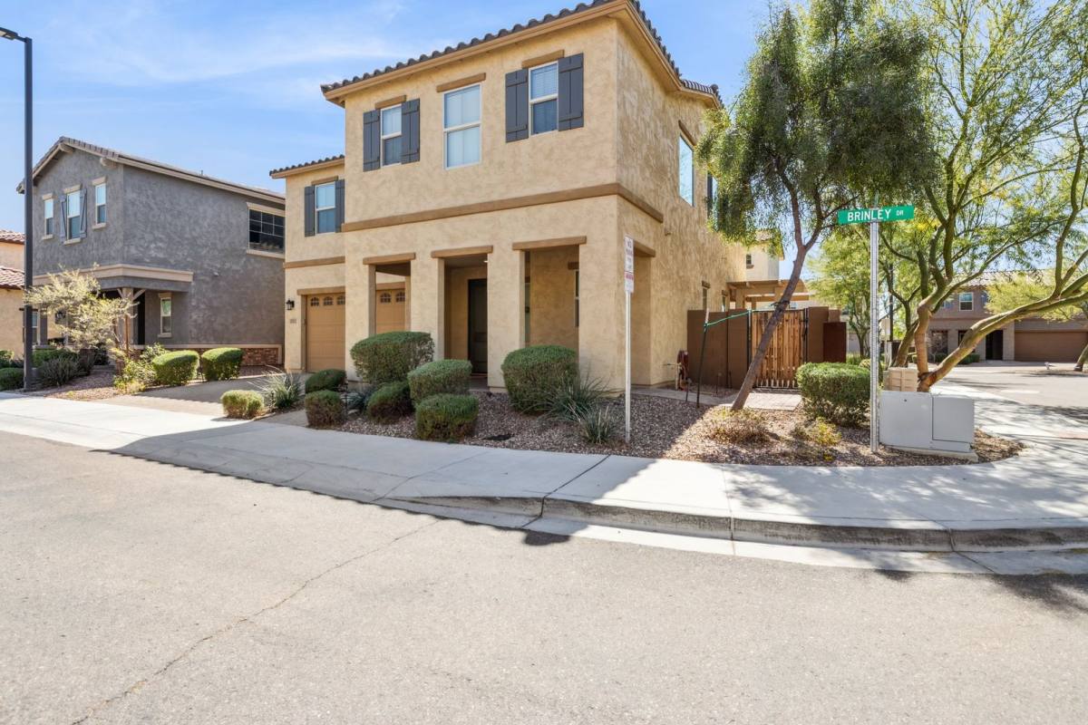House for rent at 211 E Brinley Dr, Tempe, AZ 85288