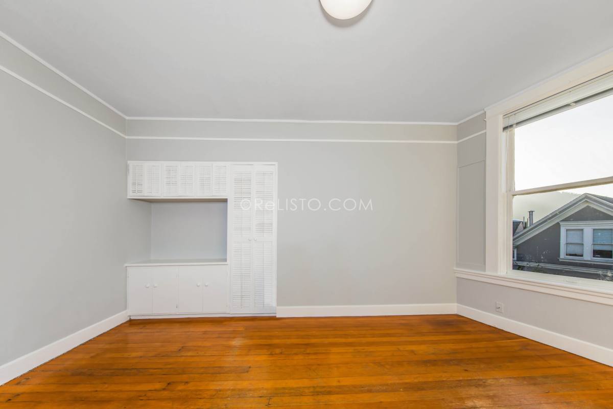 Apartment for rent at 1019 Ashbury St #3, San Francisco, CA 94117