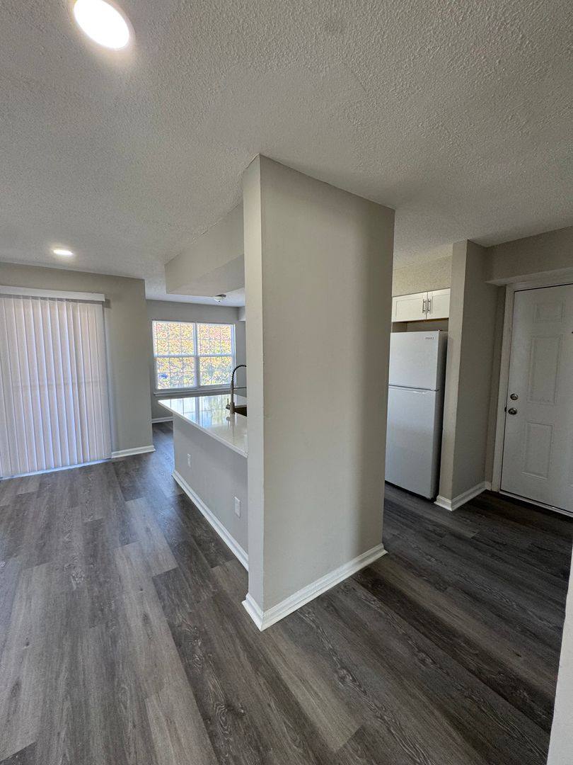 Apartment for rent at 712 Grayson St, Norfolk, VA 23523