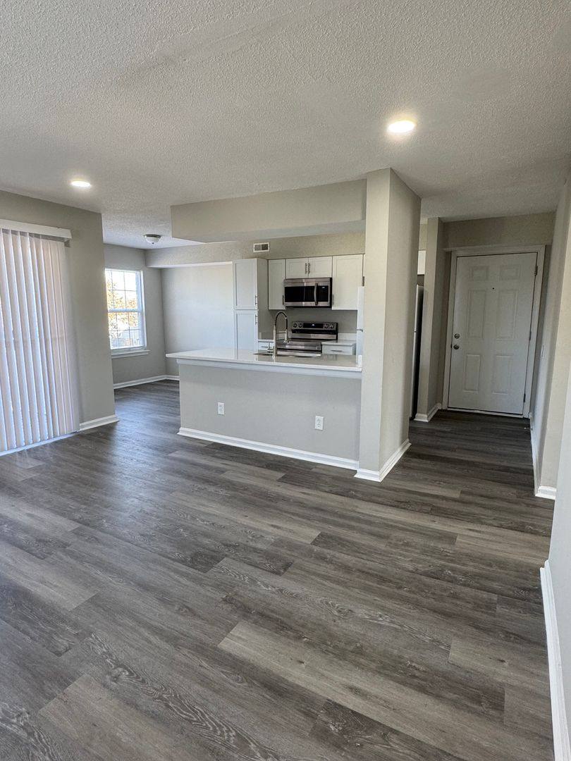Apartment for rent at 712 Grayson St, Norfolk, VA 23523