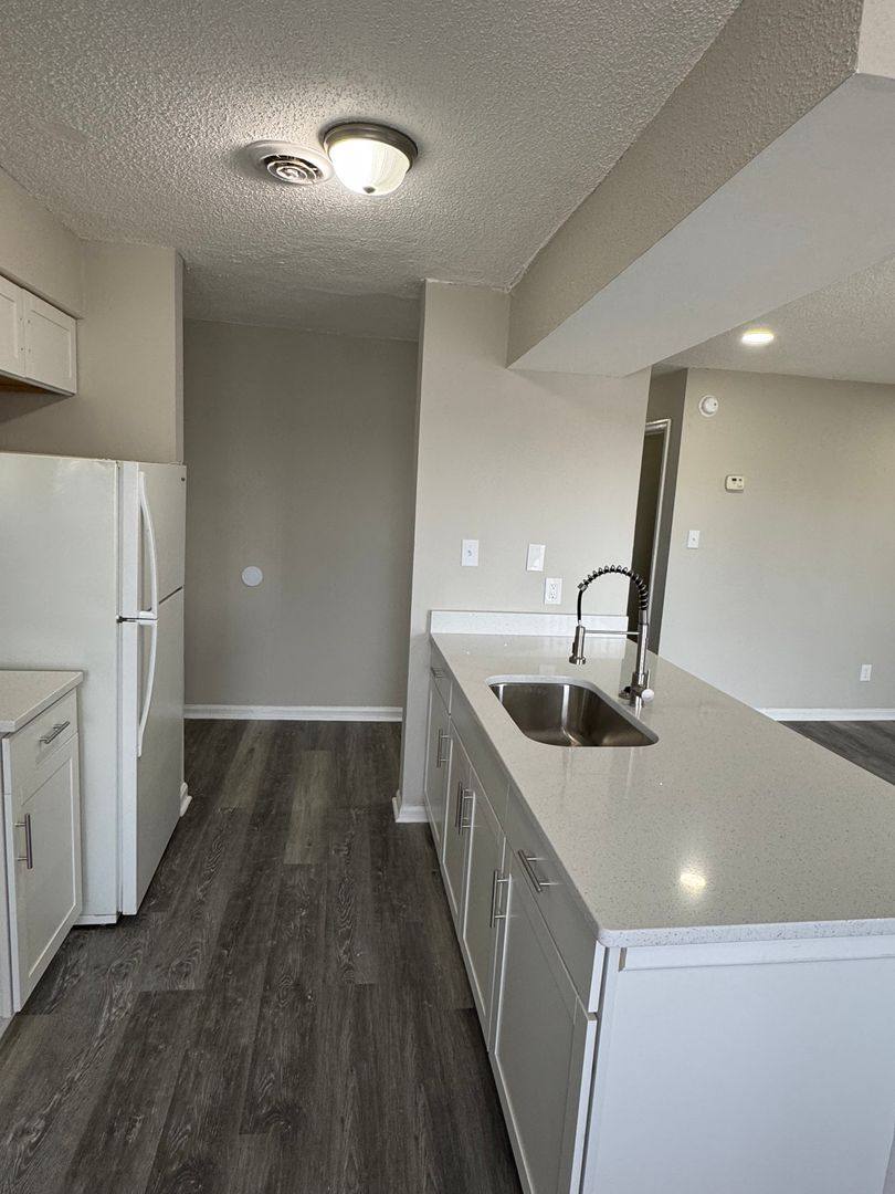 Apartment for rent at 712 Grayson St, Norfolk, VA 23523