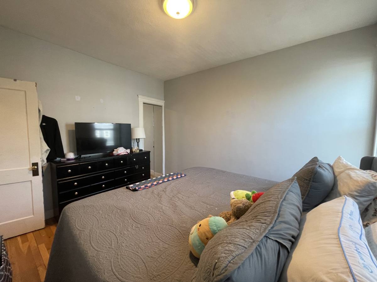 Apartment for rent at 4 Ransom Rd #8, Brighton, MA 02135