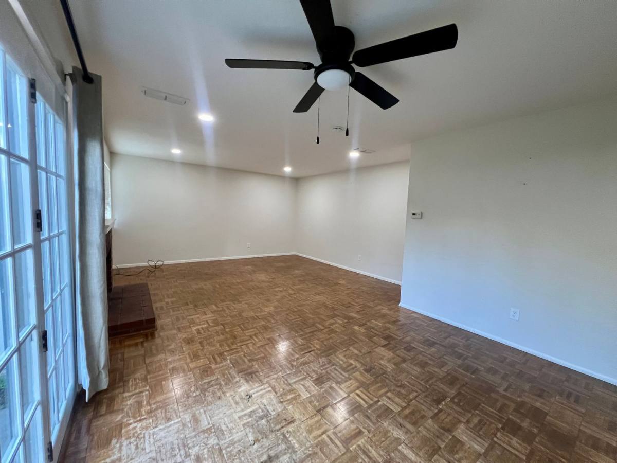 House for rent at 5170 Riverside Blvd, Sacramento, CA 95822