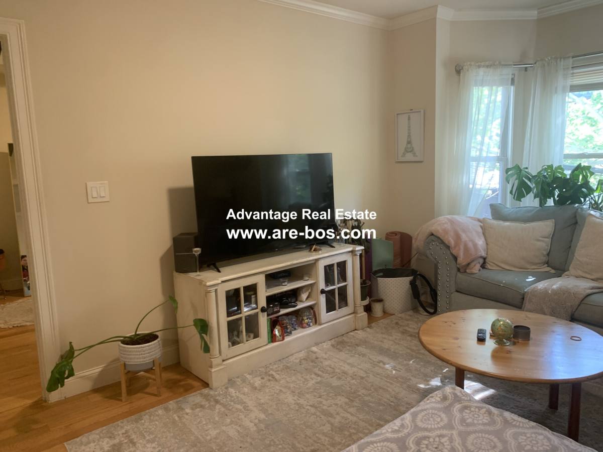Apartment for rent at 115-117 Webster Ave #2, Cambridge, MA 02141