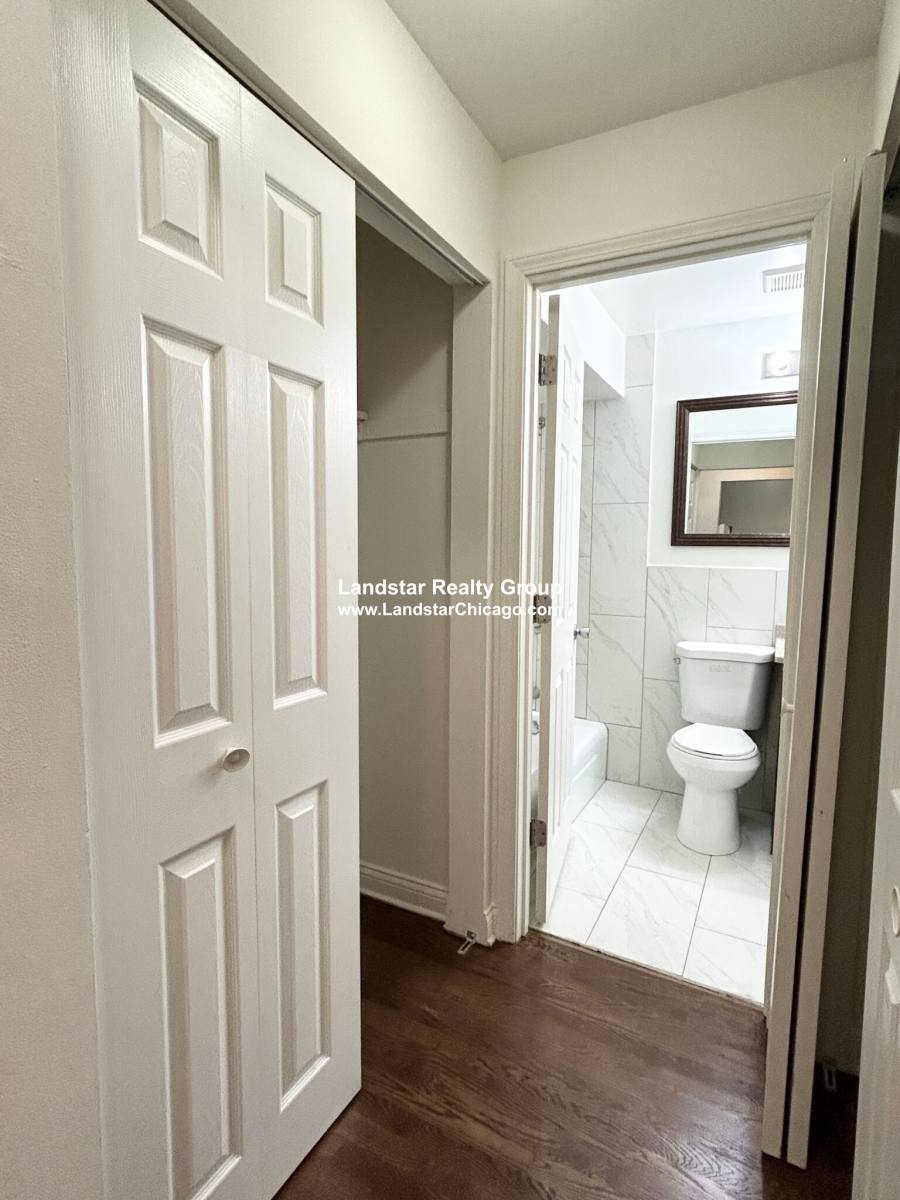 Apartment for rent at 3710 N Pine Grove #509, Chicago, IL 60613