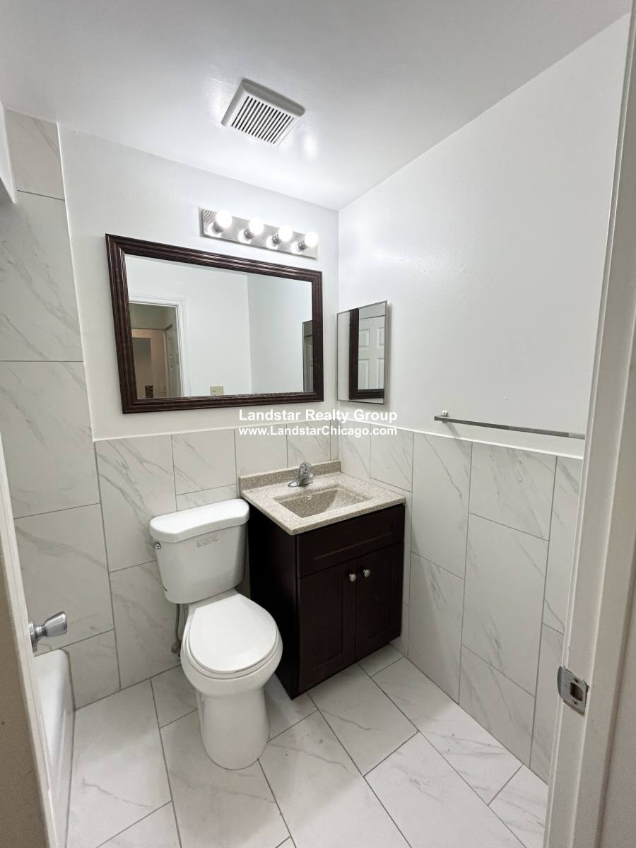 Apartment for rent at 3710 N Pine Grove #509, Chicago, IL 60613