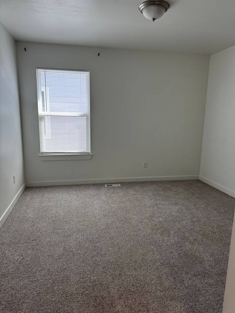 Apartment for rent at 225-229 W 3rd St, Valley Center, KS 67147