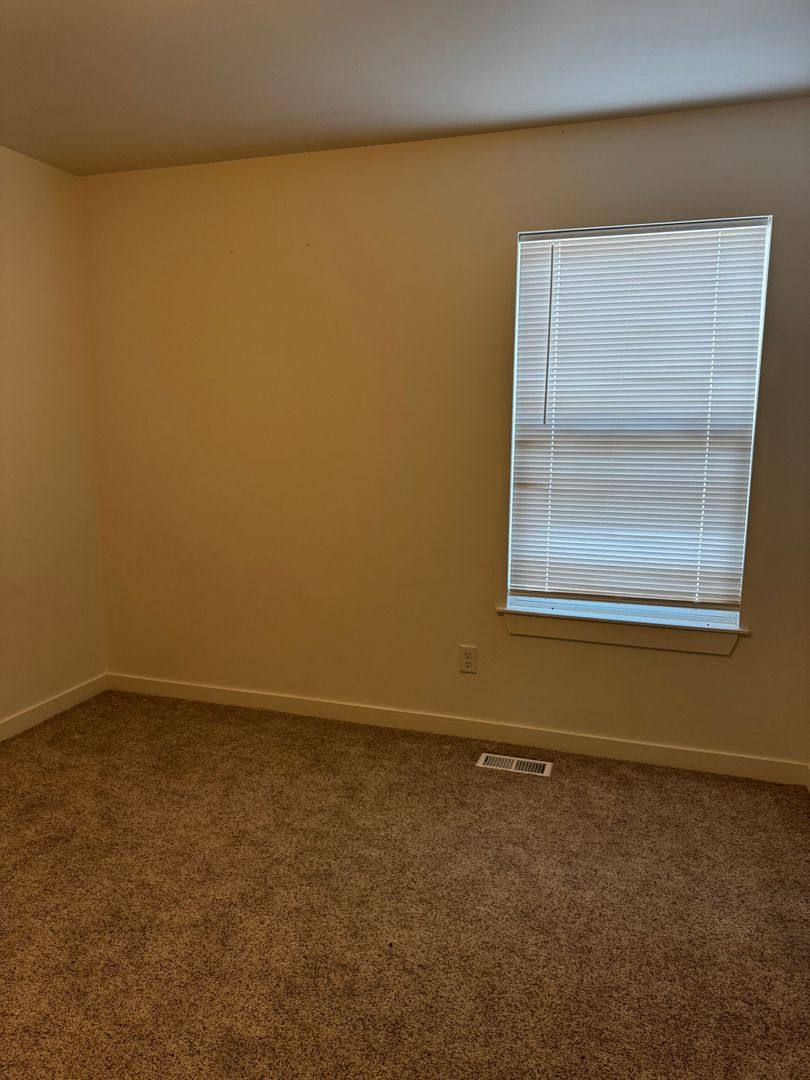Apartment for rent at 225-229 W 3rd St, Valley Center, KS 67147