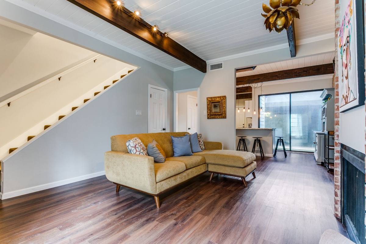Townhouse for rent at 1186 Garraty Rd, San Antonio, TX 78209