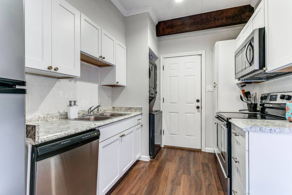Townhouse for rent at 1186 Garraty Rd, San Antonio, TX 78209