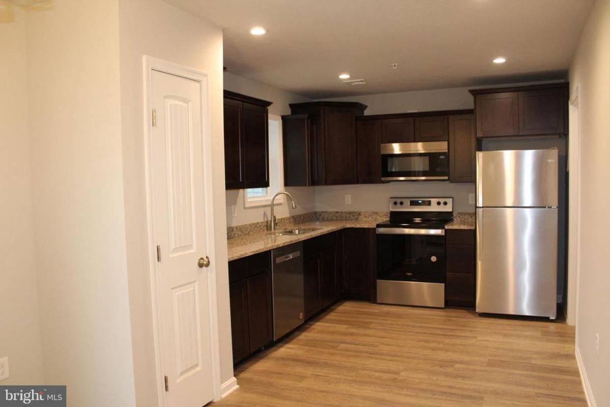 Townhouse for rent at 644 N College St, Carlisle, PA 17013