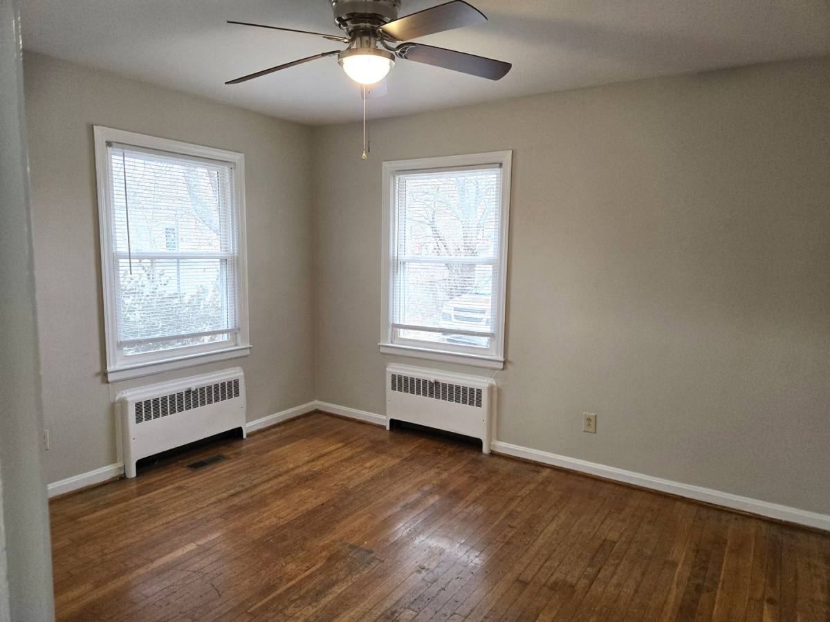 House for rent at 401 Springhill Dr, Lexington, KY 40503