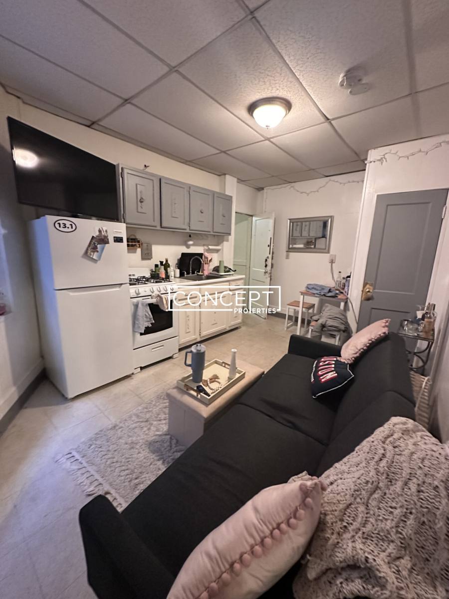 Apartment for rent at 9 Myrtle St #4CP, Boston, MA 02114