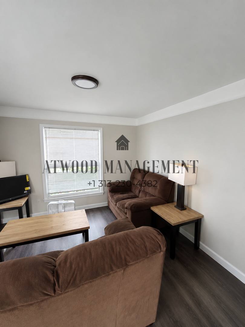 House for rent at 9078 Minock St, Detroit, MI 48228