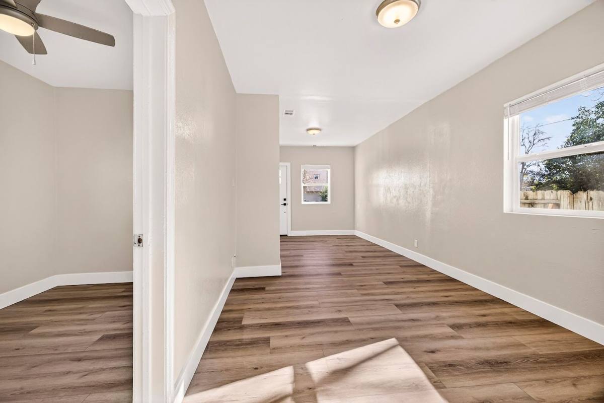 Apartment for rent at 1128 W 5th St, Chico, CA 95928