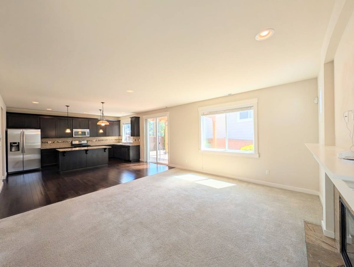 House for rent at 1830 145th St SW, Lynnwood, WA 98087
