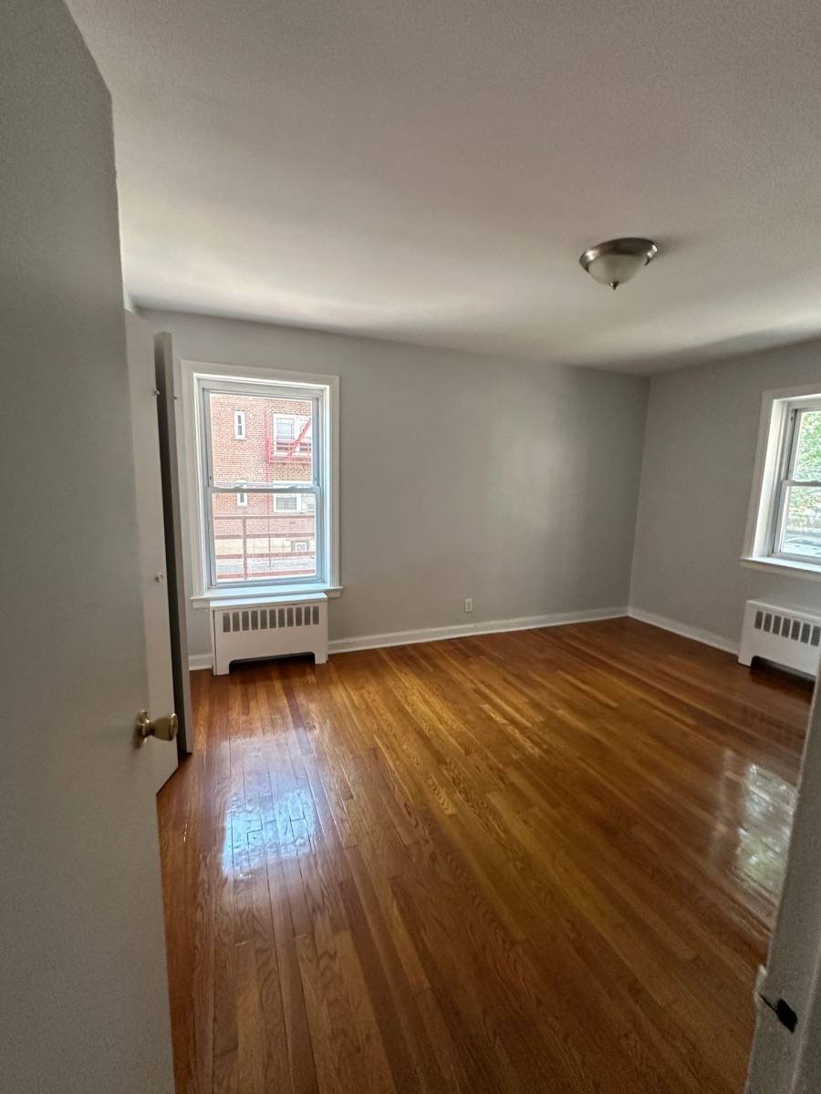 Apartment for rent at 264 Hillside Ave, Palisades Park, NJ 07650