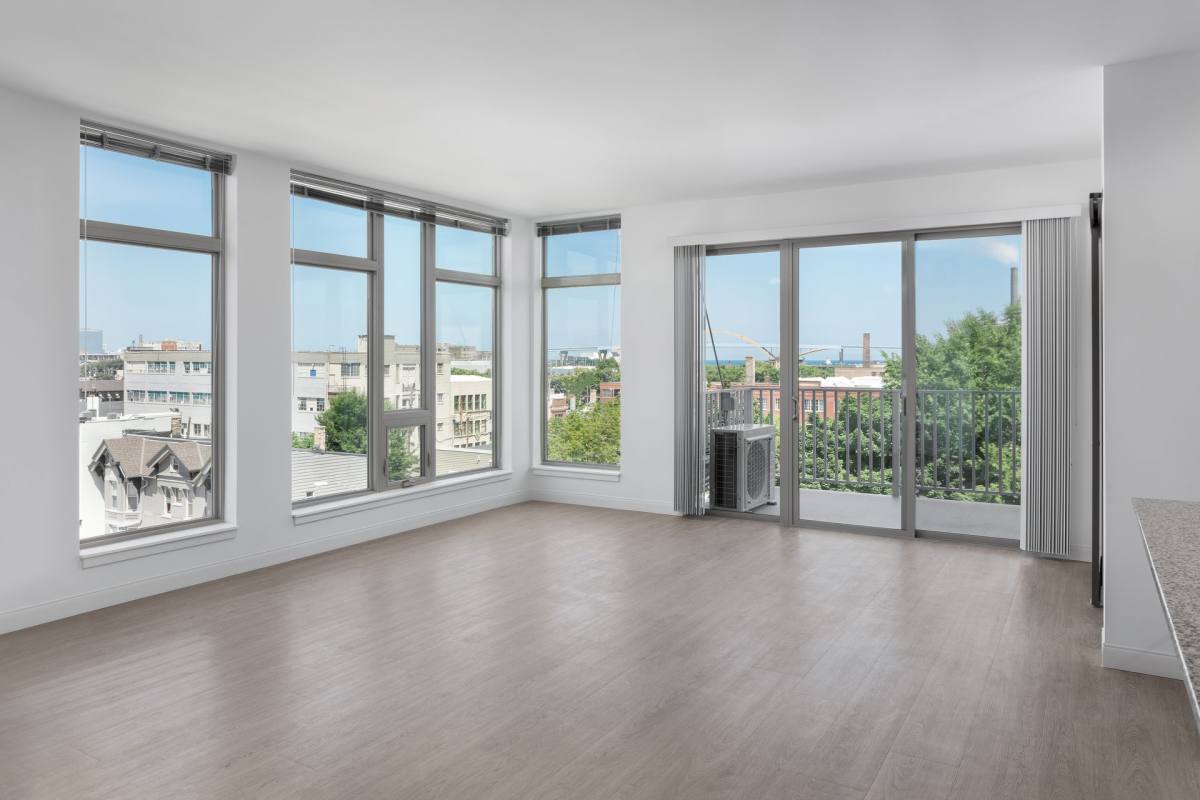 Apartment for rent at 211 W Mineral St, Milwaukee, WI 53204