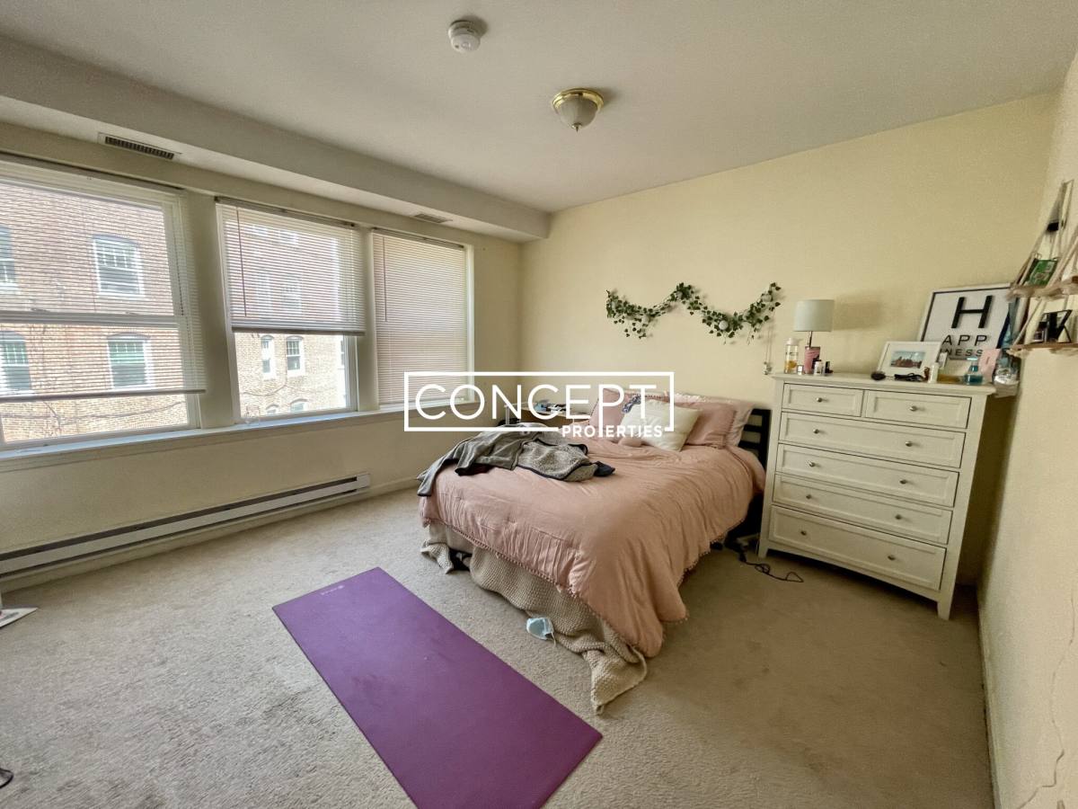 Apartment for rent at 1406 Beacon St #2CP, Brookline, MA 02446