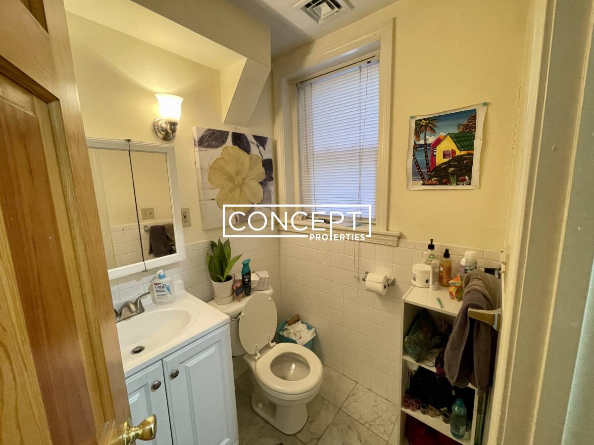 Apartment for rent at 1406 Beacon St #2CP, Brookline, MA 02446