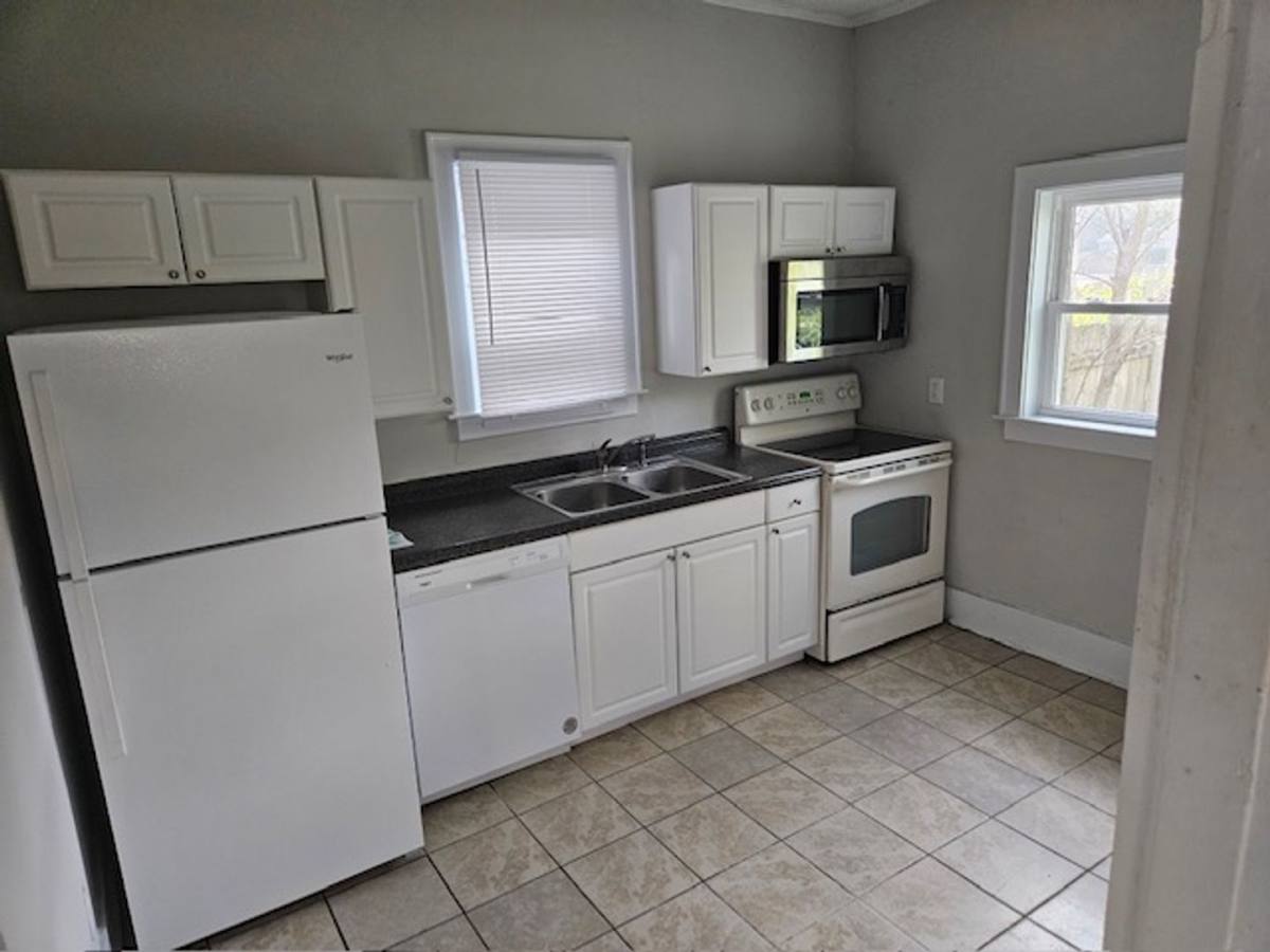 House for rent at 718 Queen St, Wilmington, NC 28401