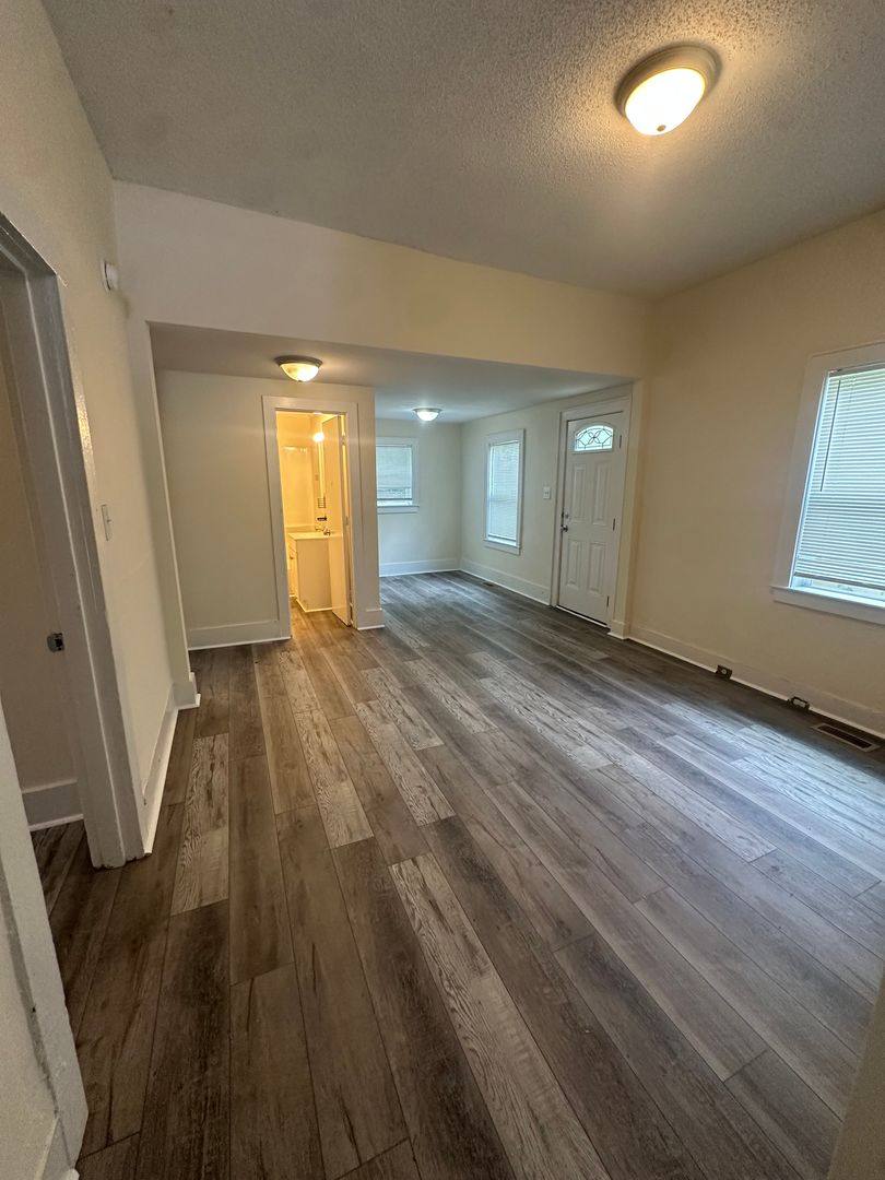 House for rent at 718 Queen St, Wilmington, NC 28401