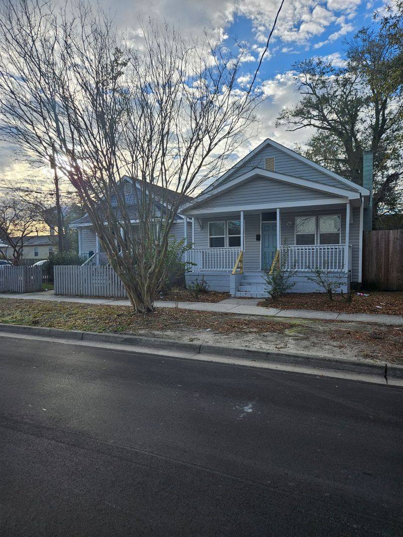 House for rent at 718 Queen St, Wilmington, NC 28401