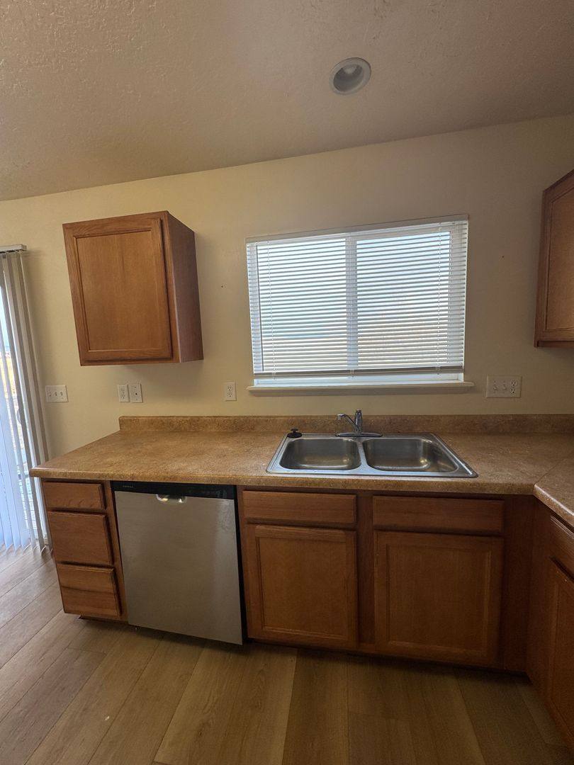 Apartment for rent at 1385 S 675 E, Vernal, UT 84078