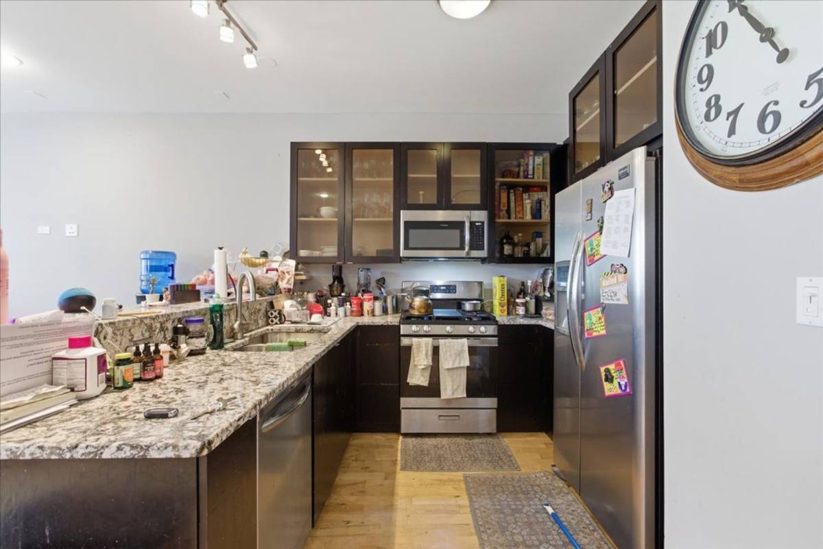 Apartment for rent at 1649 W Cortland, Chicago, IL 60622