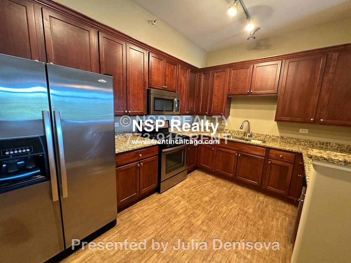 Apartment for rent at 2 Itasca Place #417, Itasca, IL 60143