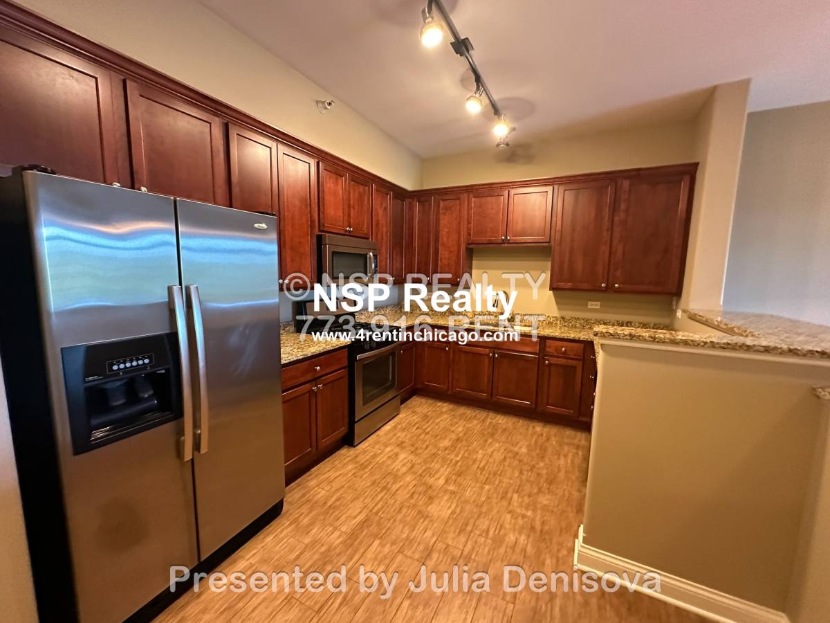 Apartment for rent at 2 Itasca Place #417, Itasca, IL 60143