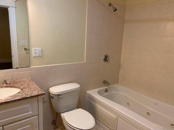 Apartment for rent at 4619 Washington St #1, Roslindale, MA 02131